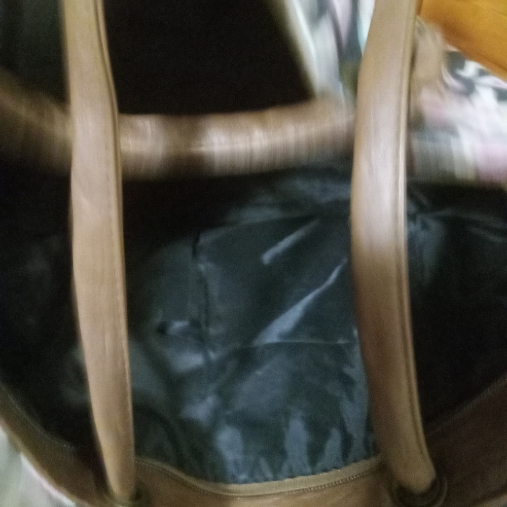Womens aerosptole purse - Picture 2 of 3